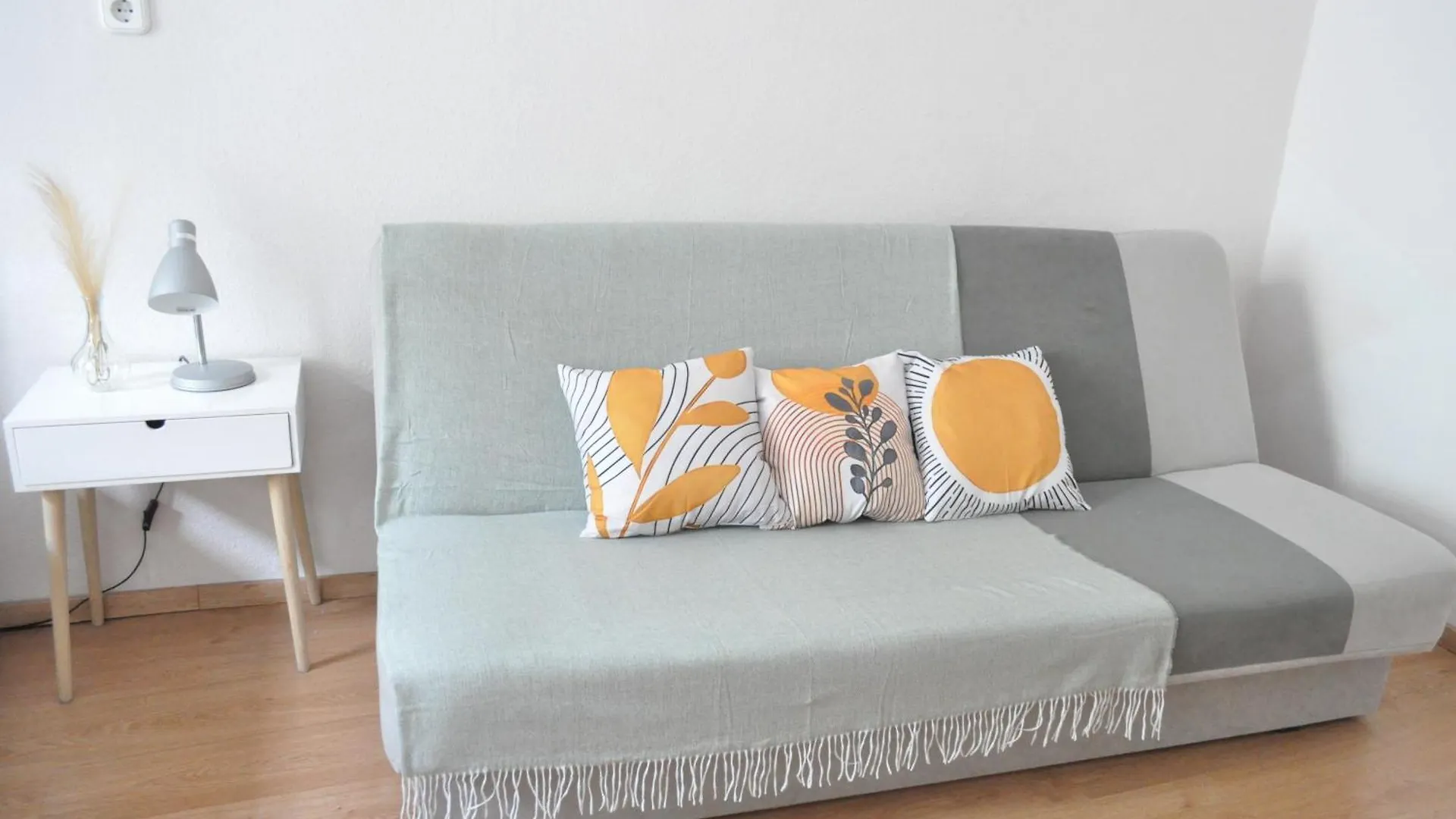 Top Central Rhapsody Residence - 4 Rooms - Steps From Major Attractions 布达佩斯 0*,
