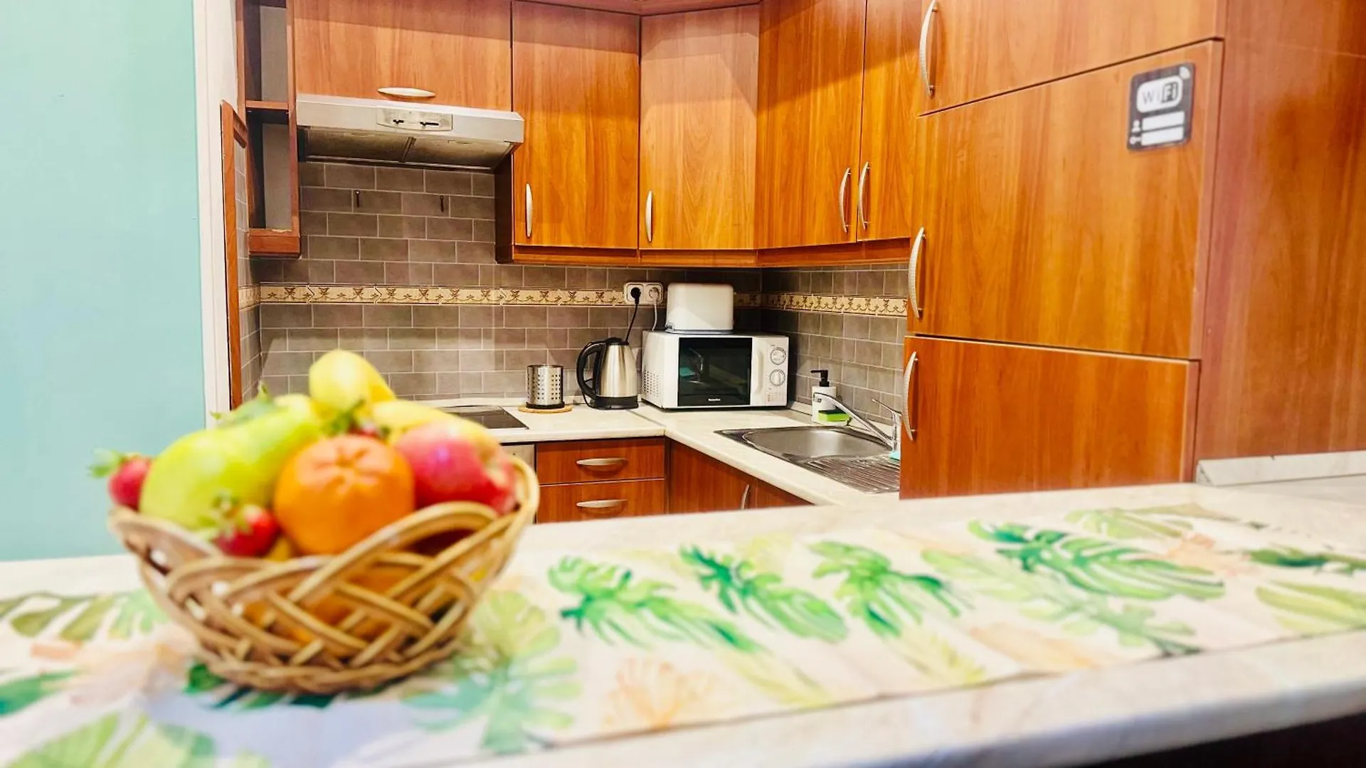 Top Central Rhapsody Residence - 4 Rooms - Steps From Major Attractions 布达佩斯 0*,