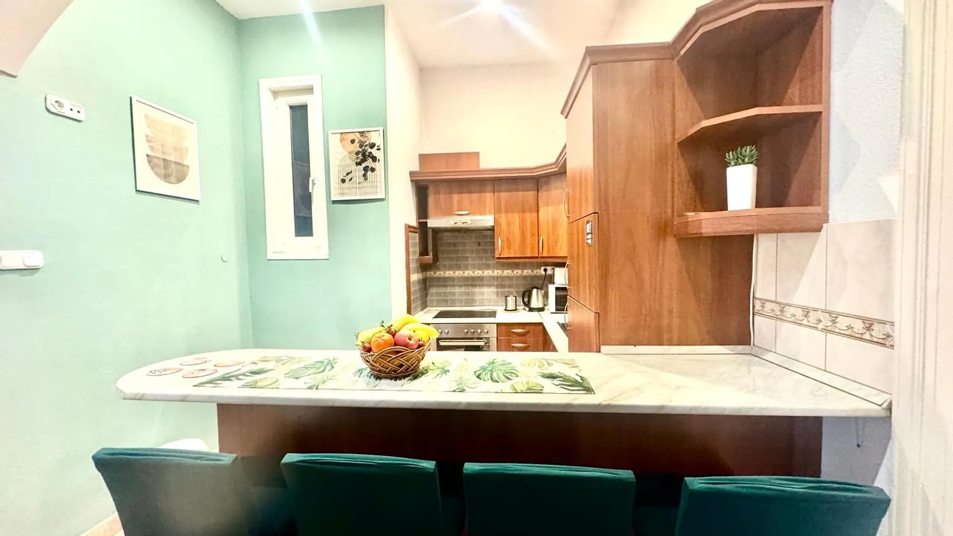 公寓 Top Central Rhapsody Residence - 4 Rooms - Steps From Major Attractions 布达佩斯 匈牙利